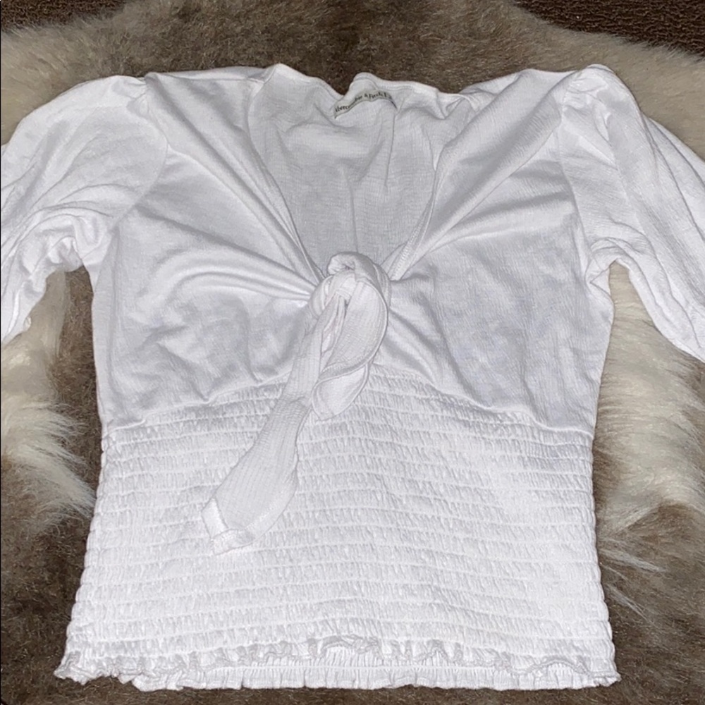 NWOT Abercrombie white front tie top